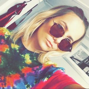 Meet your Posher, Taylor